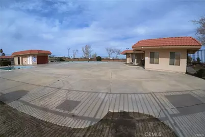 14465 Linden, Hesperia, CA 92345 - Photo 22