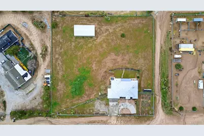 5635 Hollister, Phelan, CA 92371 - Photo 4