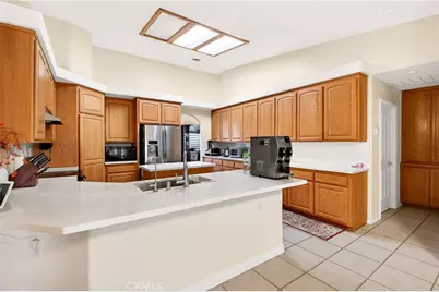 5635 Hollister, Phelan, CA 92371 - Photo 30