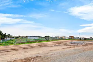 5635 Hollister, Phelan, CA 92371 - Photo 52