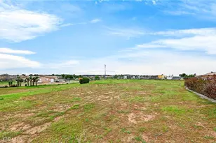 5635 Hollister, Phelan, CA 92371 - Photo 58