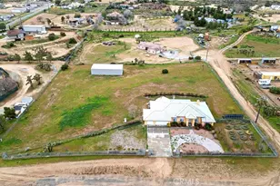 5635 Hollister, Phelan, CA 92371 - Photo 2