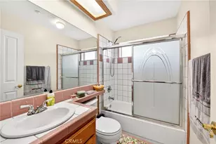 5635 Hollister, Phelan, CA 92371 - Photo 48