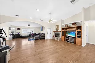 5635 Hollister, Phelan, CA 92371 - Photo 20