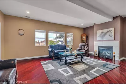 3060 Linden, Long Beach, CA 90807 - Photo 4