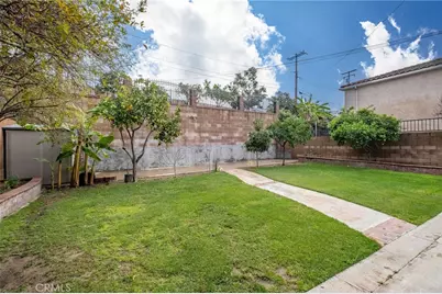 3060 Linden, Long Beach, CA 90807 - Photo 40