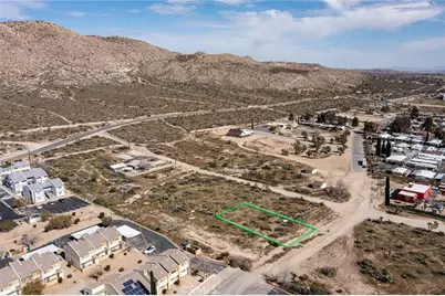 56160 Buena Vista Drive, Yucca Valley, CA 92284 - Photo 4