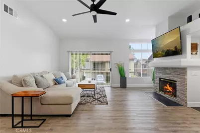 8070 E Oak Ridge Circle, Anaheim Hills, CA 92808 - Photo 2