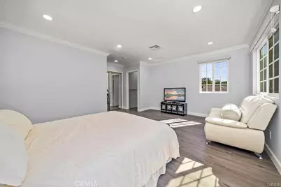 334 Anita Drive, Pasadena, CA 91105 - Photo 24