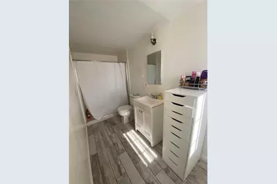 301 W Parkwood, La Habra, CA 90631 - Photo 2