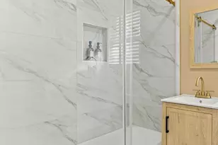 3929 W W 119th Pl, Hawthorne, CA 90250 - Photo 12