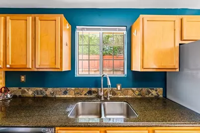 2009 W Oak, Fullerton, CA 92833 - Photo 10