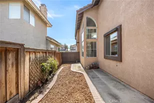 14168 Plumas Ct, Fontana, CA 92336 - Photo 32