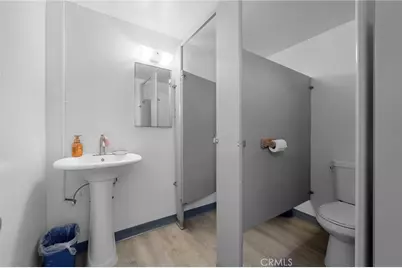 608 S Harbor Boulevard, Anaheim, CA 92805 - Photo 16