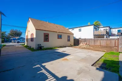 1586 Orange, Costa Mesa, CA 92627 - Photo 16