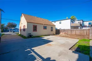 1586 Orange, Costa Mesa, CA 92627 - Photo 16