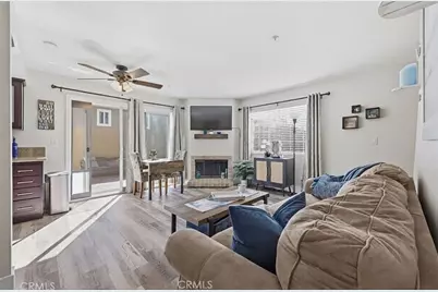 17601 Newland #H, Huntington Beach, CA 92647 - Photo 8