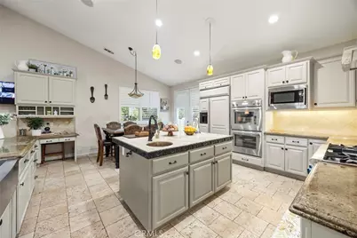 2885 Citrocado Ranch Street, Corona, CA 92881 - Photo 22