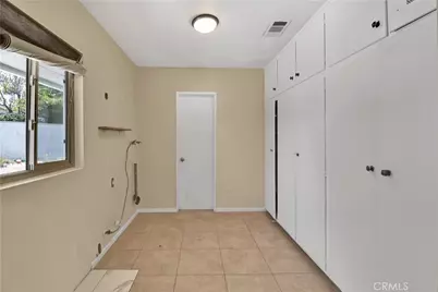 2550 W Rowland Avenue, Anaheim, CA 92804 - Photo 8