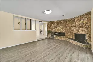 2550 W Rowland Ave, Anaheim, CA 92804 - Photo 14