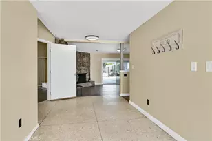 2550 W Rowland Ave, Anaheim, CA 92804 - Photo 2