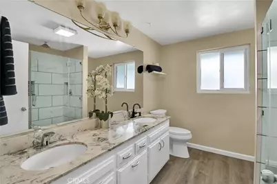 2550 W Rowland Avenue, Anaheim, CA 92804 - Photo 18