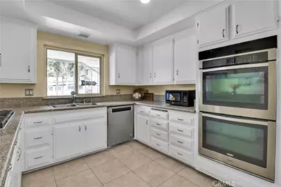 2550 W Rowland Avenue, Anaheim, CA 92804 - Photo 6