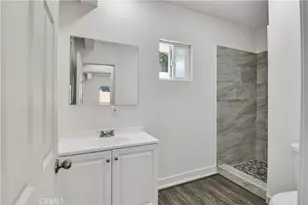 2550 W Rowland Ave, Anaheim, CA 92804 - Photo 32