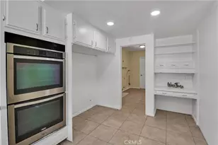 2550 W Rowland Ave, Anaheim, CA 92804 - Photo 8