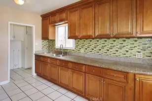 6449 Lemon Ave, Long Beach, CA 90805 - Photo 12