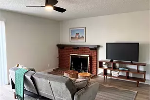 801 W 124th, Los Angeles, CA 90044 - Photo 8