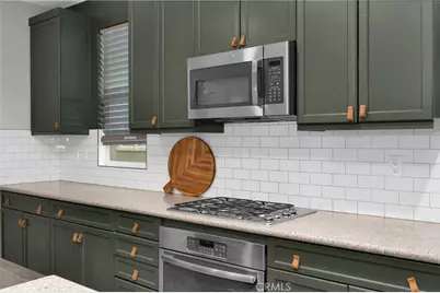 14865 W Maple Ter, Panorama City, CA 91402 - Photo 6