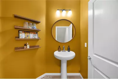 14865 W Maple Ter, Panorama City, CA 91402 - Photo 24