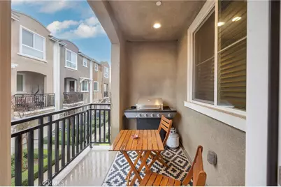 14865 W Maple Ter, Panorama City, CA 91402 - Photo 38