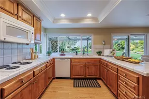 8503 Seranata Dr, Whittier, CA 90603 - Photo 18