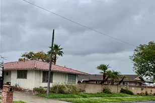 13822 Pasadena, Santa Ana, CA 92705 - Photo 28