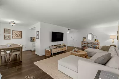 4637 Willis #208, Sherman Oaks, CA 91403 - Photo 4