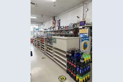 13056 Sherman Way, North Hollywood, CA 91605 - Photo 2