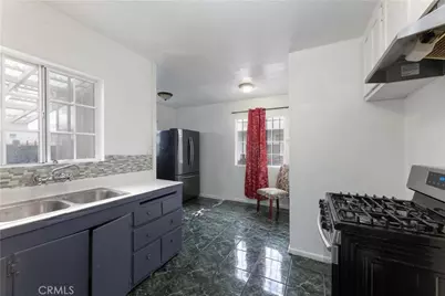 2000 Pacific, Long Beach, CA 90806 - Photo 28