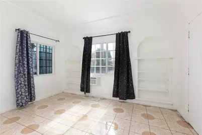 2000 Pacific, Long Beach, CA 90806 - Photo 16