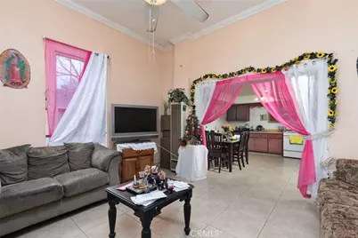 1031 K, Reedley, CA 93654 - Photo 6