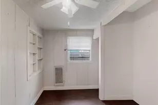 240 N Ave 49, Los Angeles, CA 90042 - Photo 12
