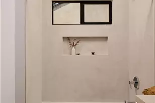 6652 Hough St, Los Angeles, CA 90042 - Photo 20