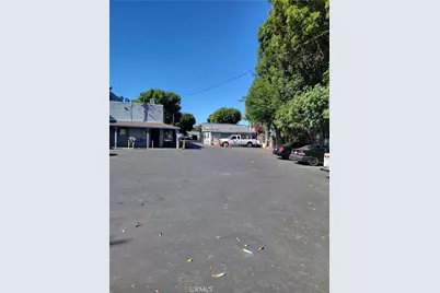 1702 N Long Beach, Compton, CA 90221 - Photo 2