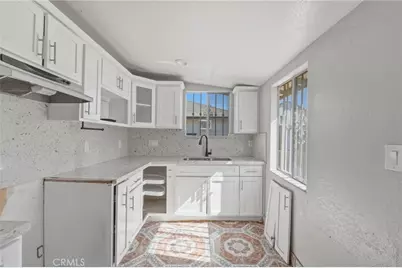 540 W 93rd, Los Angeles, CA 90044 - Photo 22