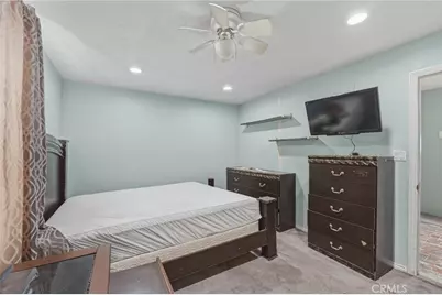 540 W 93rd, Los Angeles, CA 90044 - Photo 10