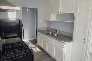 1050 E Hellman St, Long Beach, CA 90813 - Photo 6