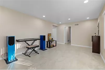 520 S Adria Street, Anaheim, CA 92802 - Photo 8