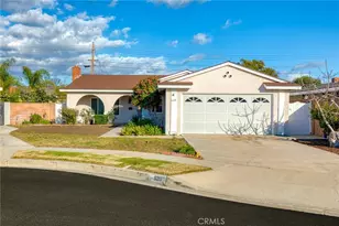 520 S Adria St, Anaheim, CA 92802 - Photo 2