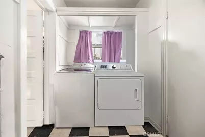 1842 Temple Avenue, Signal Hill, CA 90755 - Photo 10